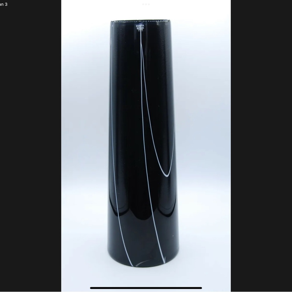Kosta Boda “Barcelona” Vase Signed Anna Ehrner